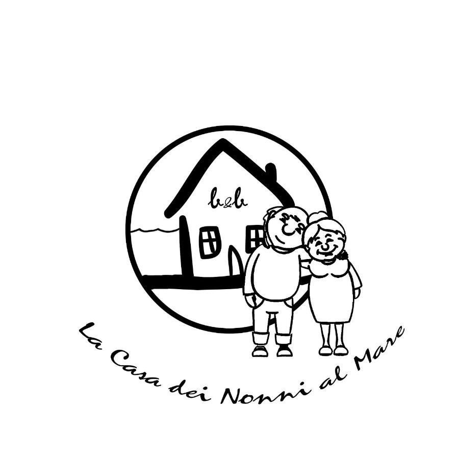 La Casa Dei Nonni Al Mare Hotell Bari Eksteriør bilde